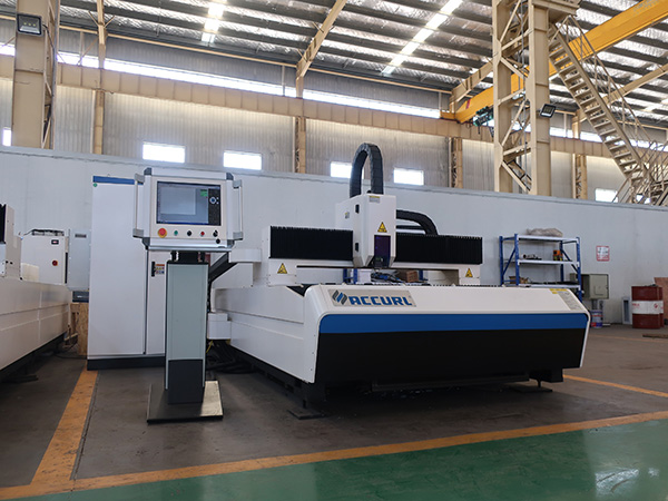 CNC 1000W סיב לייזר מכונת חיתוך מחיר