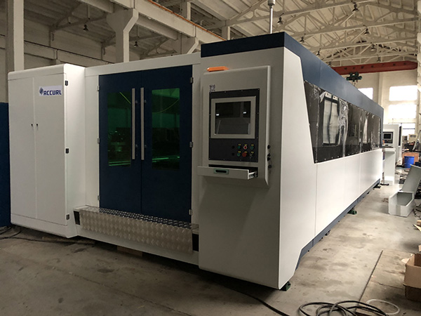 כבד חובה 1000W פחמן פלדה נירוסטה סיבי לייזר מכונת חיתוך